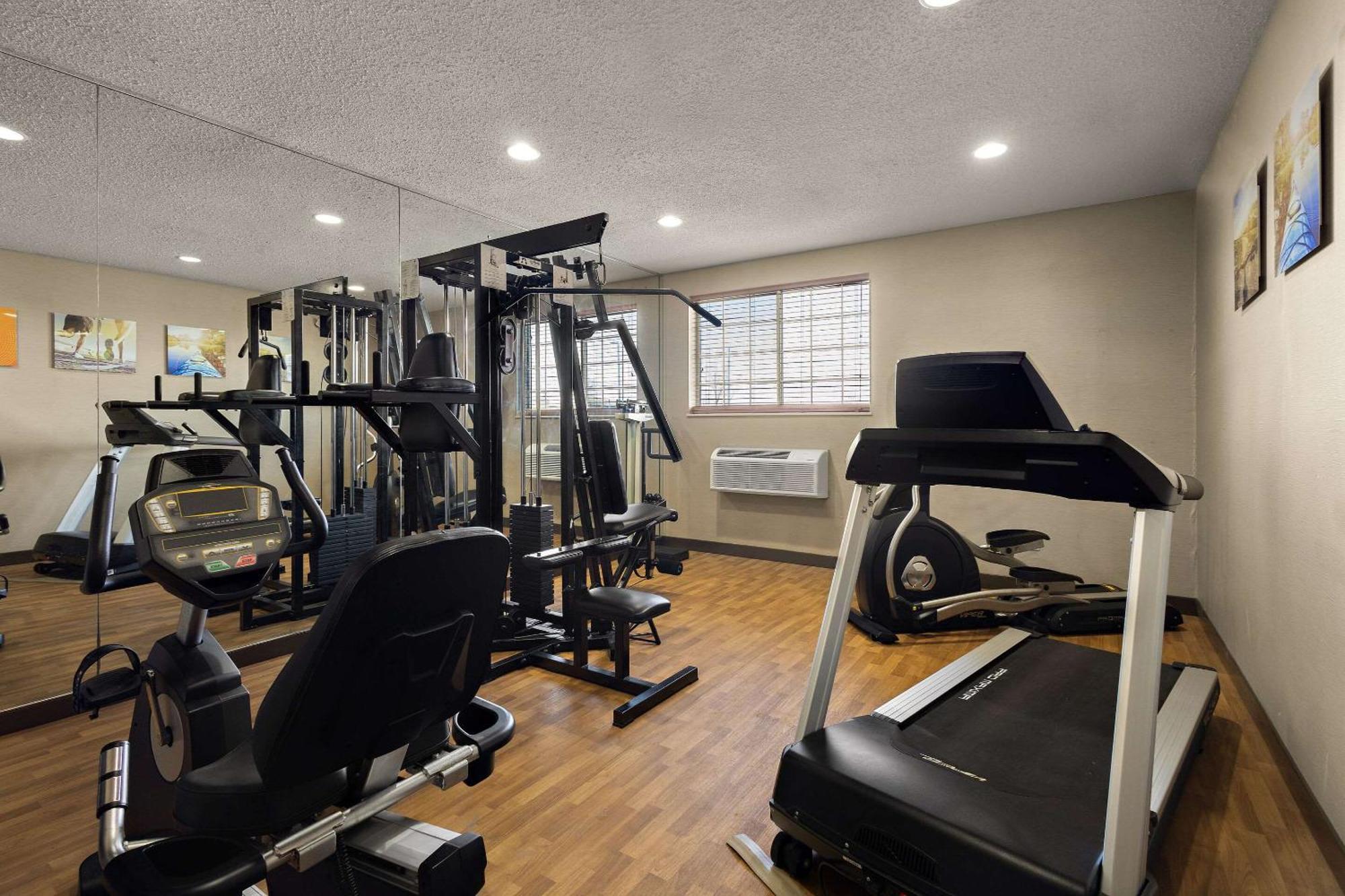 Comfort Inn Near Ouabache State Park Bluffton Esterno foto